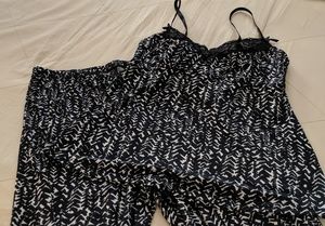 Lingerie/pajamas